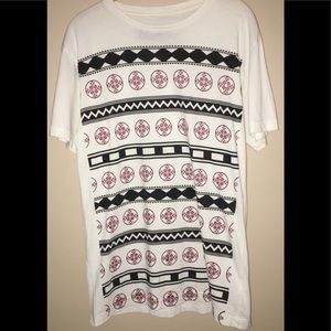 Katin T-Shirt Cream w/ Aztec Print EUC Small